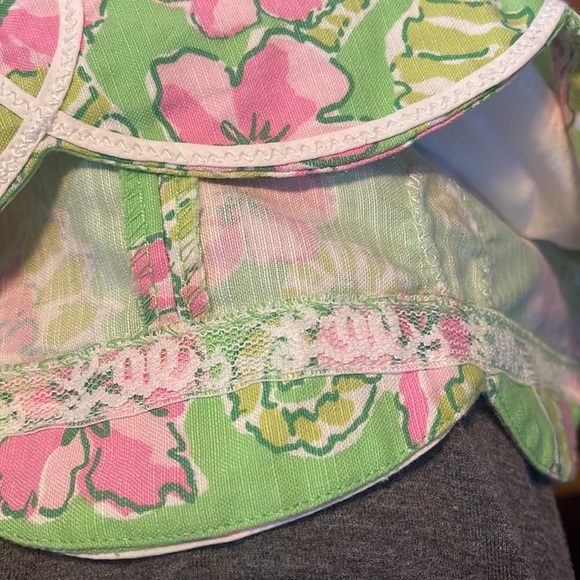 Lilly Pulitzer miniskirt seahorse design. Size 4. Green and pink - Picture 6 of 13